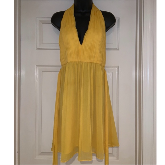Alice & Olivia ‼️ SALE‼️ yellow halter dress - Picture 1 of 10